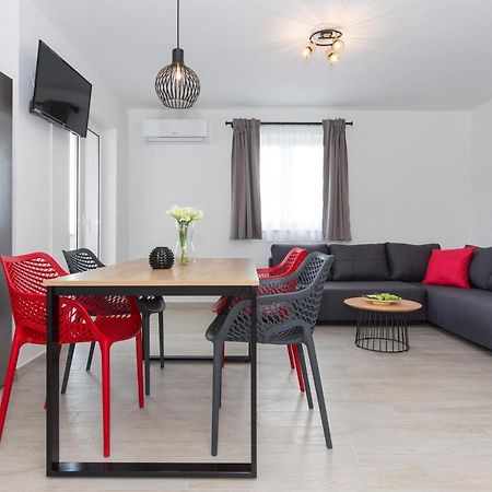Apartments Kiara Punat Exterior photo